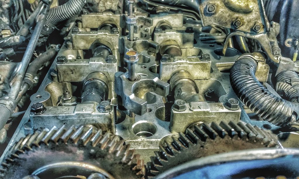 engine, camshafts, gears-3483526.jpg