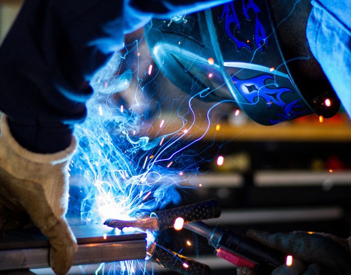 welding, welder, sparks-1209208.jpg